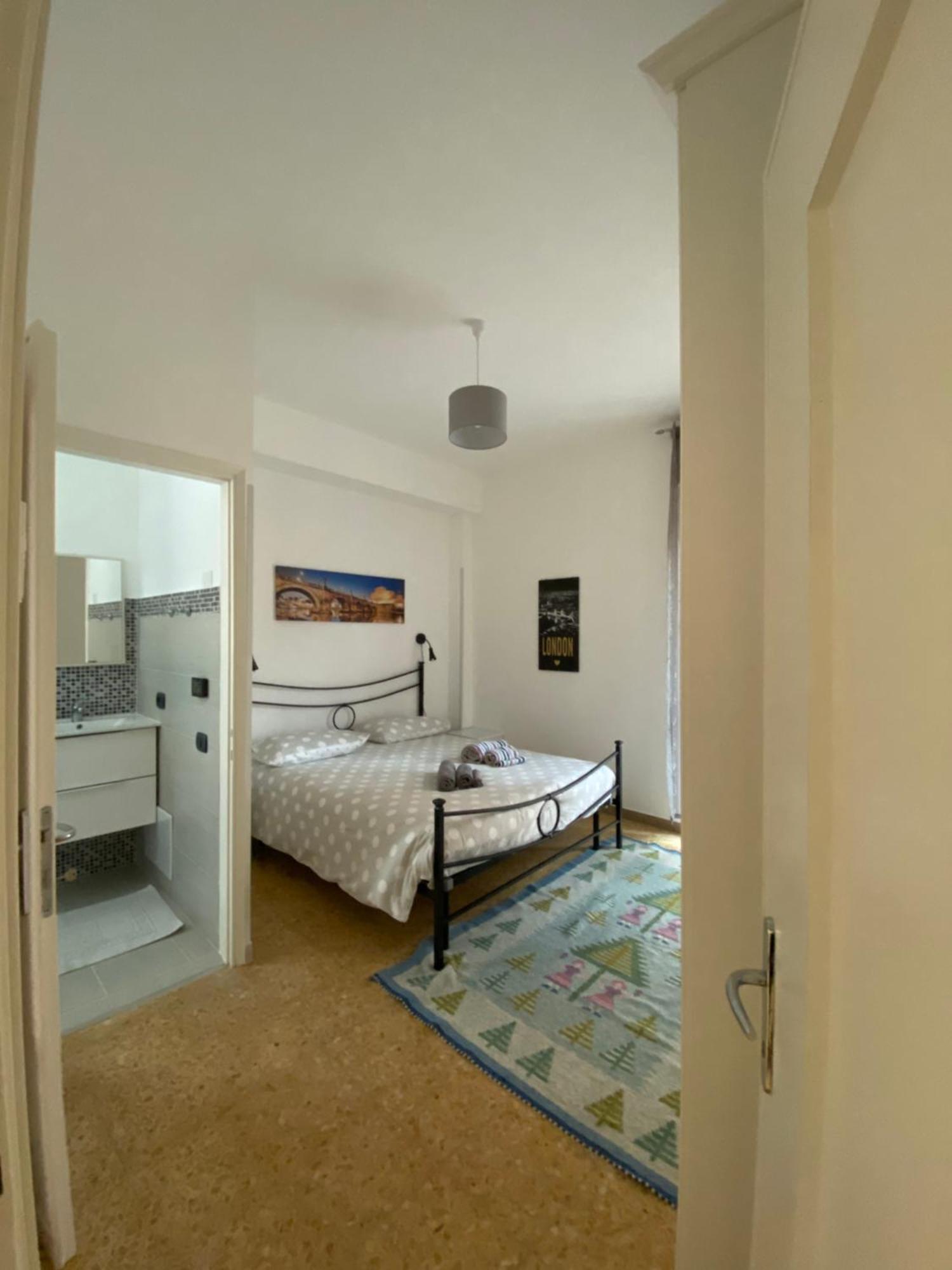 Verona Guest House ภายนอก รูปภาพ